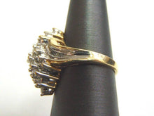 Load image into Gallery viewer, Vintage Estate 10K Yellow Gold & Diamond Cluster Ring 5.8g E3591