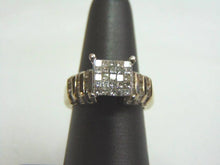 Load image into Gallery viewer, Vintage Estate 10K Yellow Gold & Diamond Cluster Ring 8.8g E3597