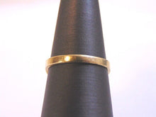 Load image into Gallery viewer, Unique Women's Vintage Estate 14k Gold Opal & Diamond Ring 4.0g E3832