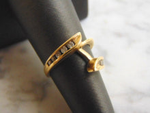 Load image into Gallery viewer, Lovely Women's Vintage Estate 14K Yellow Gold Diamond Ring 3.3g E3834
