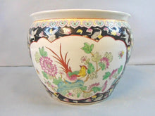Load image into Gallery viewer, Decorative Chinese Porcelain Planter Fish Pot