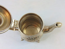 Load image into Gallery viewer, Theiere Moulay Hassan Fabrication Dar El Berrad Morrocan Teapot Creamer