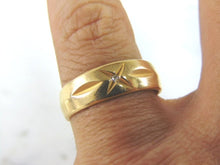 Load image into Gallery viewer, Mens Vintage Estate 14K Yellow Gold Diamond Ring, 5.3g E4115