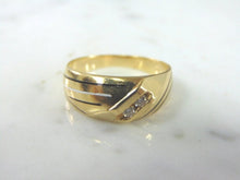 Load image into Gallery viewer, Mens Vintage Estate 14K Yellow Gold Diamond Ring, 4.6g E4128