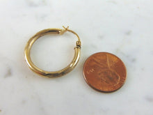Load image into Gallery viewer, Pr Womens Vintage Estate 10K Gold Etched Hoop Earrings, 2.7g E4229