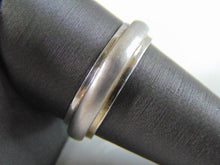 Load image into Gallery viewer, Mens Vintage Estate 18K White Gold Wedding Band Ring, 8.5g E1703