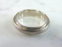 Load image into Gallery viewer, Mens Vintage Estate 18K White Gold Wedding Band Ring, 8.5g E1703