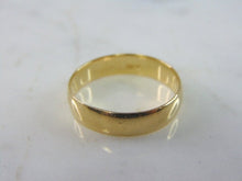 Load image into Gallery viewer, Mens Vintage Estate 14K Yellow Gold Band Wedding Ring 3.5g E2353