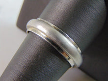 Load image into Gallery viewer, Mens Vintage Estate 18K White Gold Wedding Band Ring, 8.5g E1703