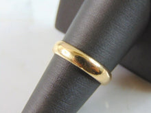 Load image into Gallery viewer, Mens Vintage Estate 14K Yellow Gold Band Wedding Ring 4.7g E2357
