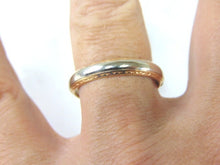 Load image into Gallery viewer, Mens Vintage Estate 14k Gold Wedding Band Ring 4.9g E5970