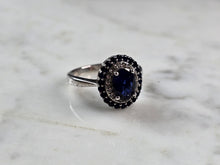 Load image into Gallery viewer, Womens Vintage Estate Sterling Silver Sapphire CZ Ring 3.5g #E1113