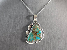 Load image into Gallery viewer, Womens Vintage Estate Sterling Silver Turquoise Pendant Necklace 19.2g E1134