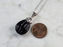 Load image into Gallery viewer, Womens Vintage Estate Sterling Silver Scalloped Onyx Pendant Necklace 6.5g E1142