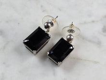 Load image into Gallery viewer, Womens Vintage Estate Sterling Silver Onyx Earrings 7.7g E1150