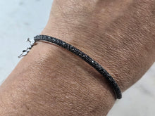 Load image into Gallery viewer, Womens Vintage Estate Sterling Silver Bangle Bracelet 7.7g E1168