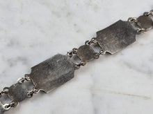 Load image into Gallery viewer, Womens Vintage Estate Sterling Silver Chain Link Siam Bracelet 17.5g E1172