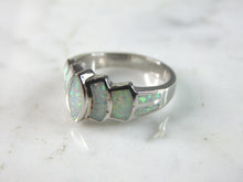Load image into Gallery viewer, Womens Vintage Estate Sterling Silver Modernist Opal Ring 3.6g E1193