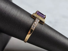 Load image into Gallery viewer, Womens Vintage Estate 10K Yellow Gold Amethyst Diamond Ring 1.5g E1194