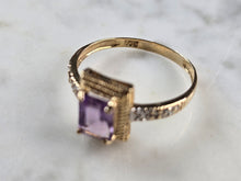 Load image into Gallery viewer, Womens Vintage Estate 10K Yellow Gold Amethyst Diamond Ring 1.5g E1194