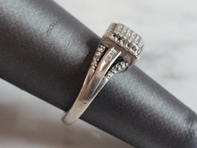 Load image into Gallery viewer, Womens Vintage Estate Sterling Silver Diamond Ring 4.0g #E1382