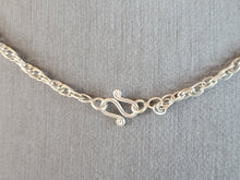 Load image into Gallery viewer, Womens Vintage Estate Sterling Silver Modernist Pendant Necklace 7.1g E1390