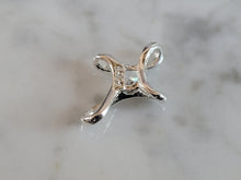 Load image into Gallery viewer, Womens Vintage Estate Sterling Silver CZ Stones Cross Pendant 0.9g E1392