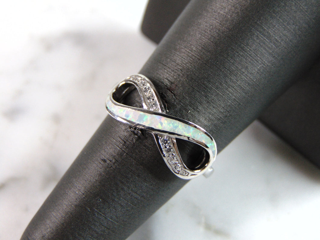Womens Estate Sterling Silver Modernist Infinity Opal Ring 2.6g E1401