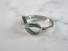 Load image into Gallery viewer, Womens Estate Sterling Silver Modernist Infinity Opal Ring 2.6g E1401