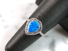 Load image into Gallery viewer, Womens Estate Sterling Silver Modernist Blue Opal Ring 2.9g E1403