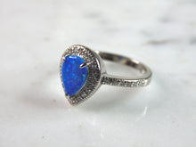 Load image into Gallery viewer, Womens Estate Sterling Silver Modernist Blue Opal Ring 2.9g E1403