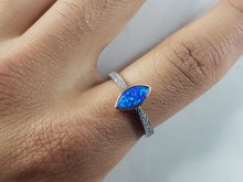 Load image into Gallery viewer, Womens Estate Sterling Silver Modernist Blue Opal &amp; CZ Ring 2.5g E1418