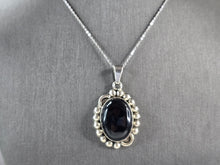 Load image into Gallery viewer, Womens Vintage Estate Sterling Silver Onyx Pendant Necklace 13.8g E1433