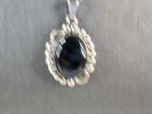 Load image into Gallery viewer, Womens Vintage Estate Sterling Silver Onyx Pendant Necklace 13.8g E1433