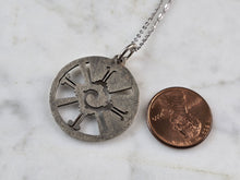 Load image into Gallery viewer, Womens Sterling Silver Hunab Ku Inca Mayan Pendant Necklace 6.4g E1434