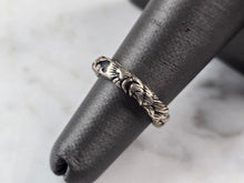 Load image into Gallery viewer, Womens Vintage Estate Sterling Silver Floral Ring 4.0g E1444