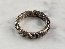 Load image into Gallery viewer, Womens Vintage Estate Sterling Silver Floral Ring 4.0g E1444