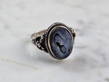 Load image into Gallery viewer, Womens Vintage Estate Sterling Silver Modernist Abalone Ring 4.0g E1447