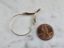 Load image into Gallery viewer, Womens Vintage Estate 14K Yellow Gold Charm Pendant Hoop 1.2g E1466