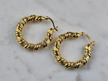 Load image into Gallery viewer, Womens Vintage Estate 14K Yellow Gold Hoop Earrings 3.5g E1474