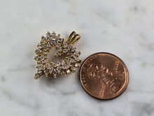 Load image into Gallery viewer, Womens Vintage Estate 14K Yellow Gold Heart Diamond Pendant 4.1g E1480