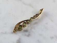 Load image into Gallery viewer, Womens Vintage Estate 10K Yellow Gold Modernist Peridot Pendant 1.9g E1485