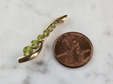 Load image into Gallery viewer, Womens Vintage Estate 10K Yellow Gold Modernist Peridot Pendant 1.9g E1485