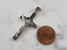 Load image into Gallery viewer, Womens Sterling Silver Religious Cross Pendant Necklace 6.9g E1494