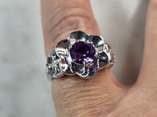Load image into Gallery viewer, Womens Estate Sterling Silver Floral Amethyst Ring 6.2g E1504
