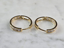 Load image into Gallery viewer, Womens Vintage Estate 14K Yellow Gold CZ Hoop Earrings, 2.8g E1554