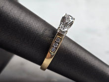 Load image into Gallery viewer, Womens Vintage Estate 14k Yellow Gold Diamond Ring 4.3g E1556