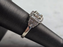 Load image into Gallery viewer, Womens Vintage Estate 14K White Gold Diamond Ring, 5.5g E1557
