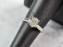 Load image into Gallery viewer, Womens Vintage Estate Platinum 0.75ct Diamond Ring, 6.6g E1558