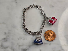Load image into Gallery viewer, Womens Vintage Sterling Silver Charm Purse Bracelet 14.2g E1571